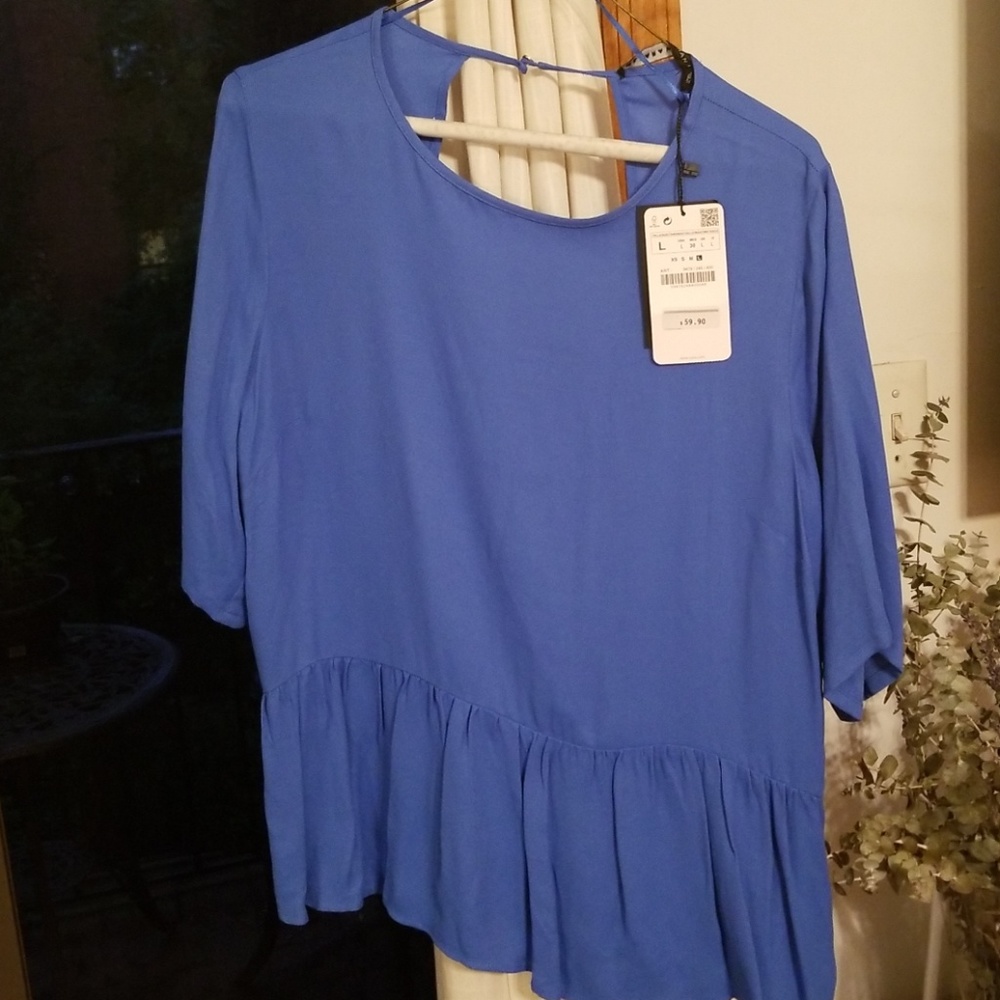 New with tags Zara top, bright blue size large